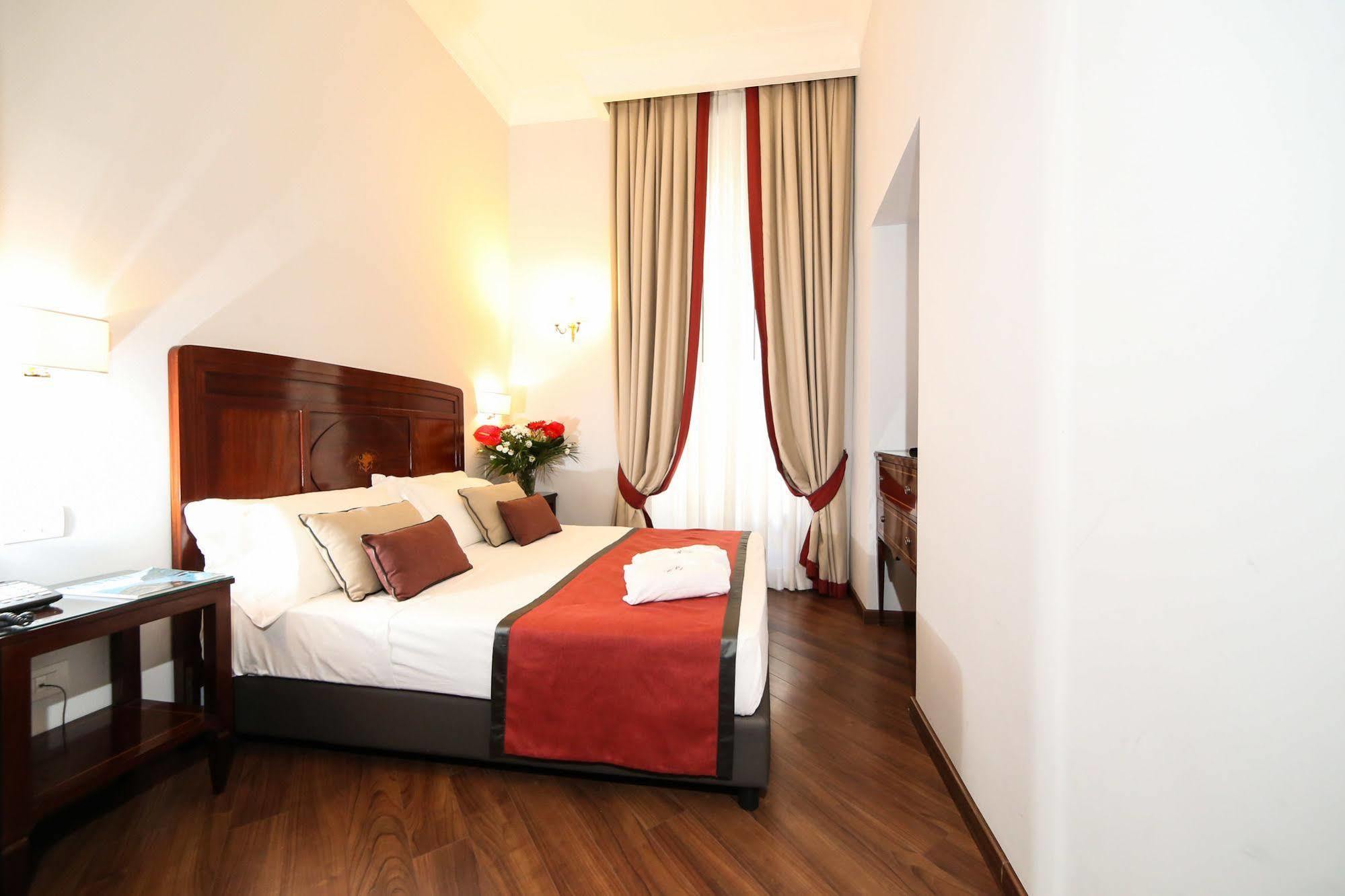 Hotel Palazzo Riario Sforza Neapol Exteriér fotografie