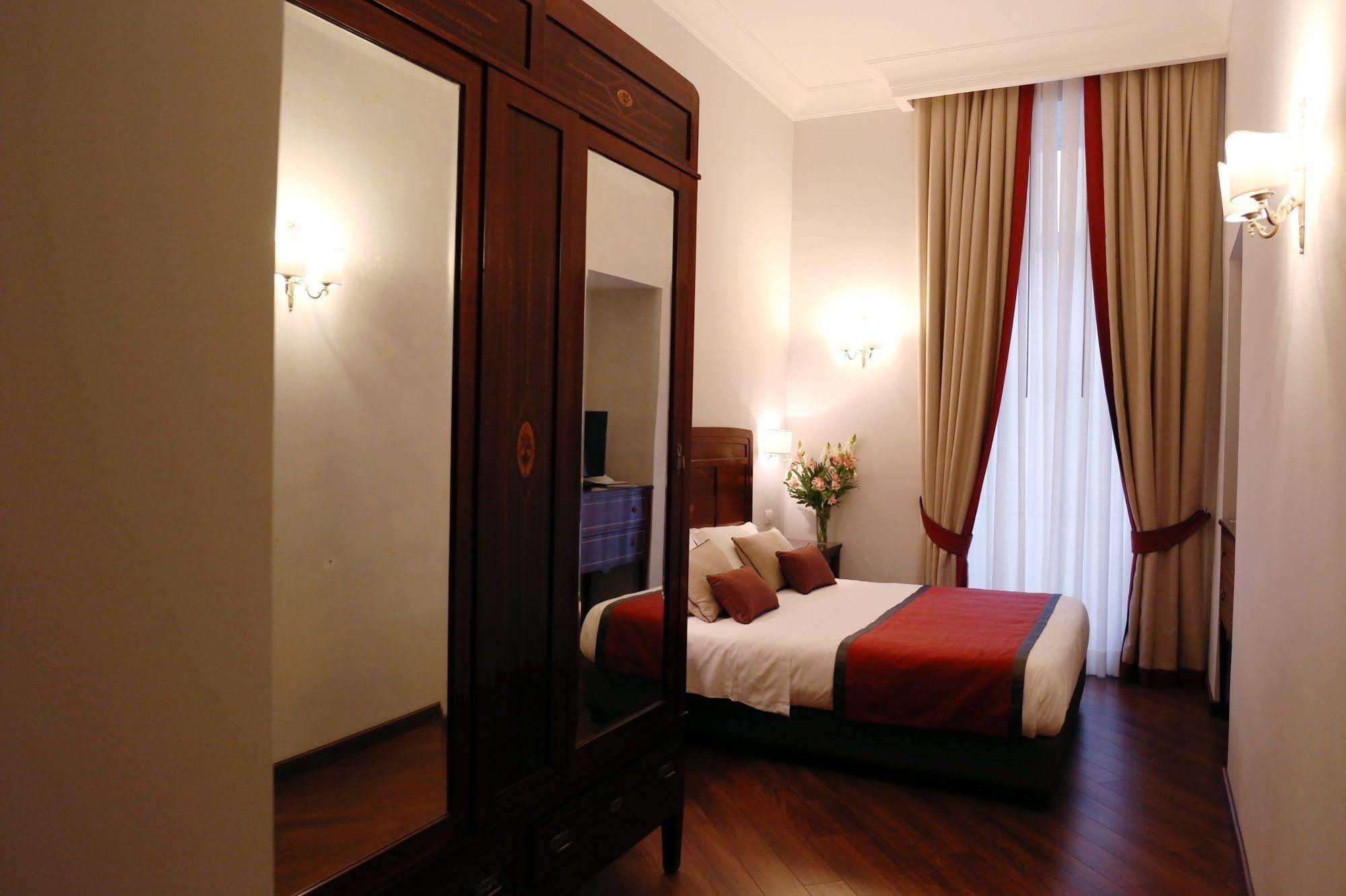 Hotel Palazzo Riario Sforza Neapol Exteriér fotografie